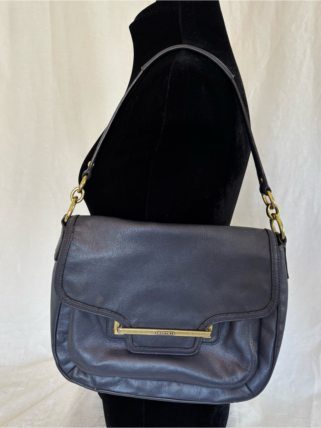 Coach Leather Crossbody Messenger Bag Navy Blue Brass Hardware Authenticated